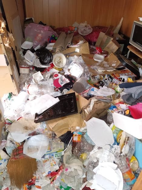 小倉北区　ゴミ屋敷清掃